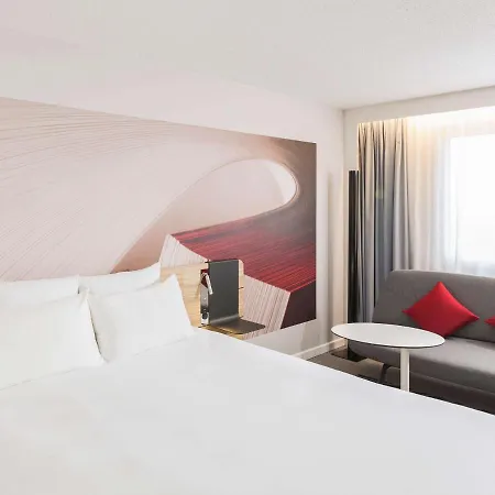 Hotel Novotel Centre Halles 4*