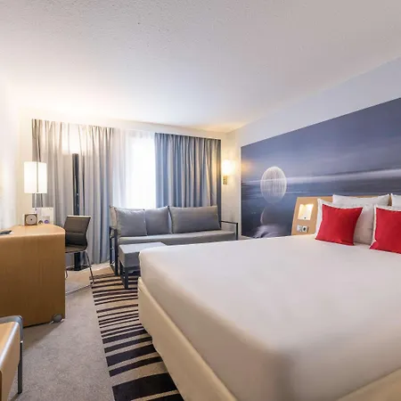 Hotel Novotel Centre Halles 4*